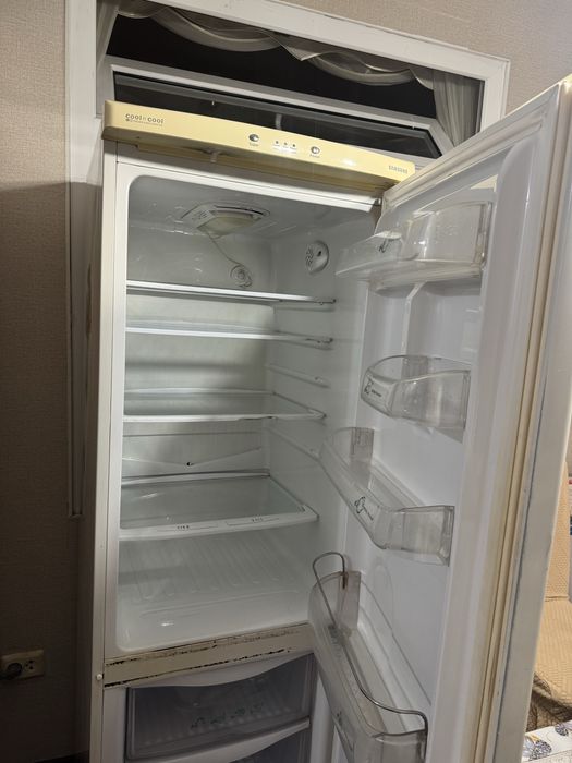 Продается Холодильник