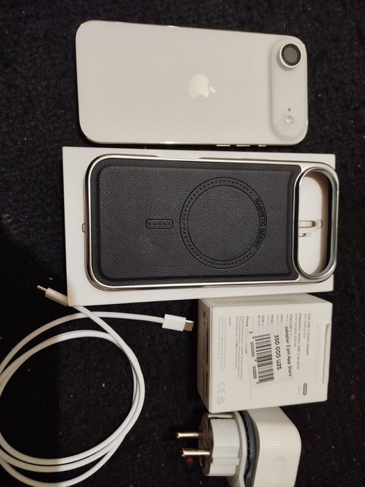 Продам Iphone 17 air