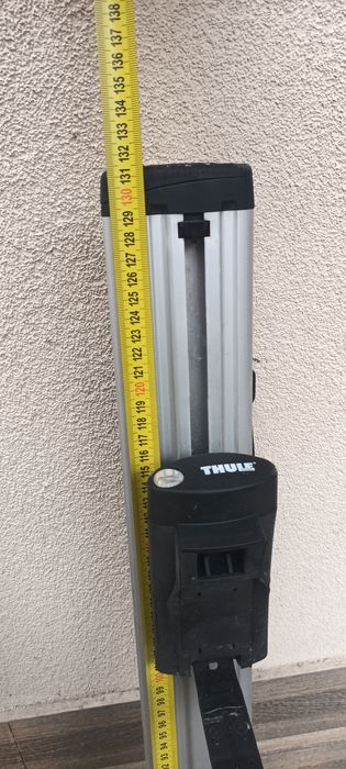Ски -  багажник  и   греди    "Thule"