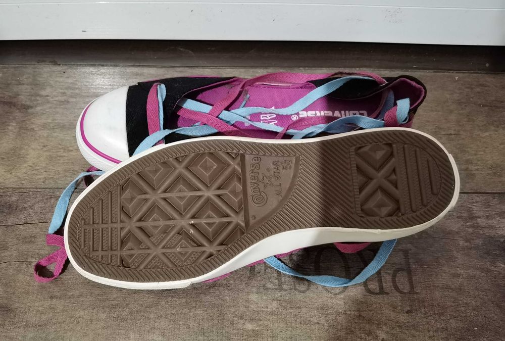 Интересни кецове чисто нови