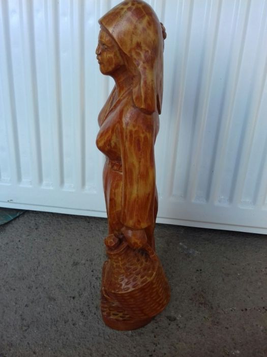 Statuie statueta lemn tarancuta