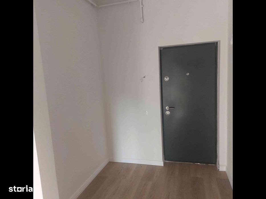 Persoana fizica , vând apartament deosebit.