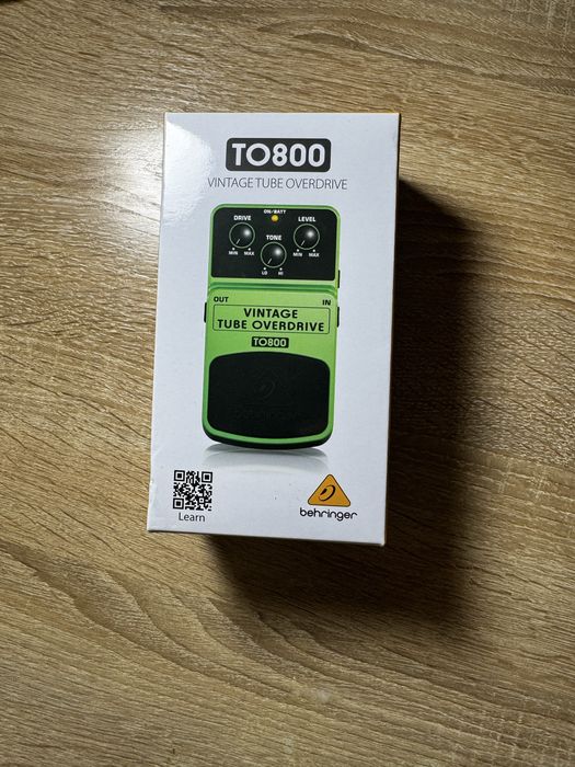 Педали для электрогитары UM300 и TO800