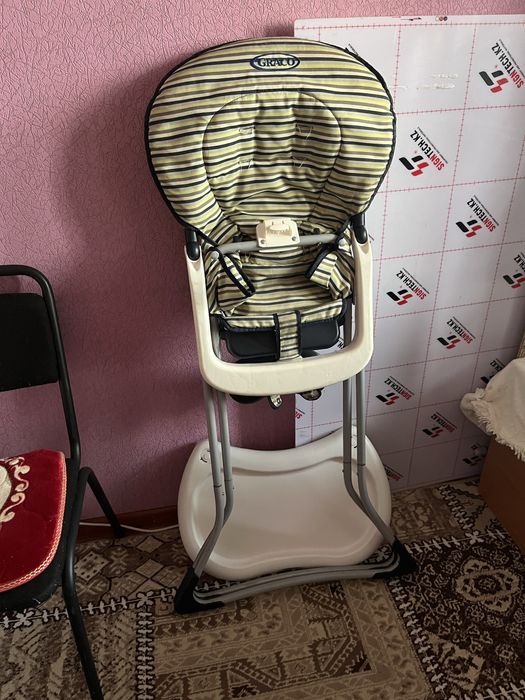 Продам стульчик для кормления