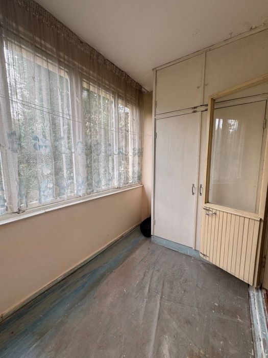 Юнусабад 10.  Продажа. 2 х комнатная квартира