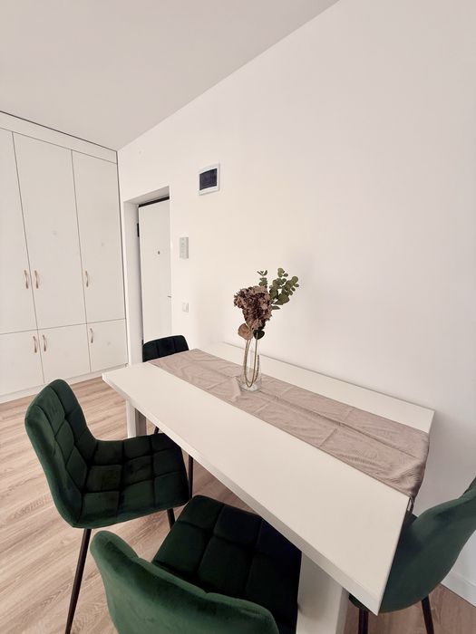 Apartament nou cu 3 camere, parcare si balcon