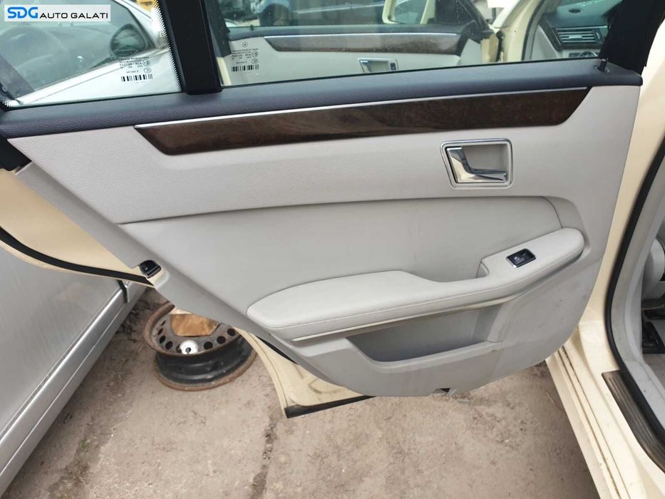 Panou Tapiterie Fata Interioara Piele Alb Stanga Spate Mercedes Clasa E Class W212 2009 - 2012 [C3291]