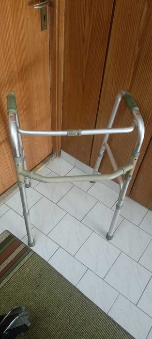 Инвалидна количка