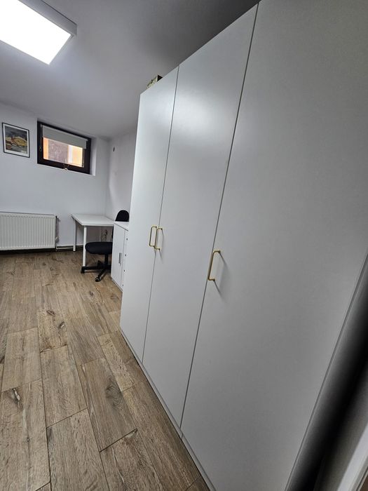 Garsoniera, de 30 de m patrati+boxa+spatiu inchis in pod..