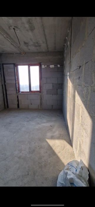 Квартира сотилади