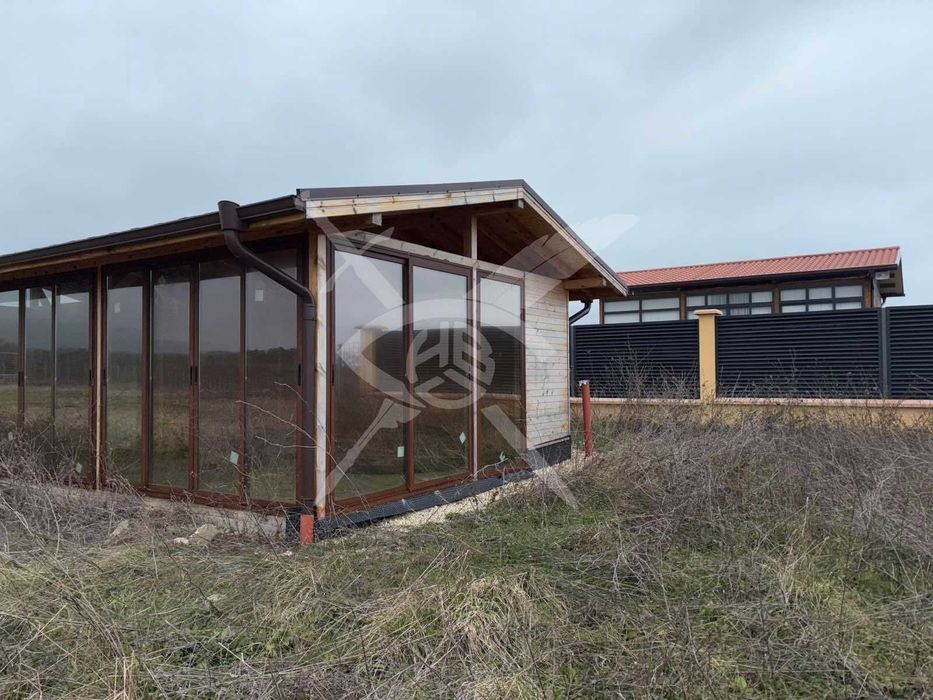 Парцел в с. Лозенец  76520