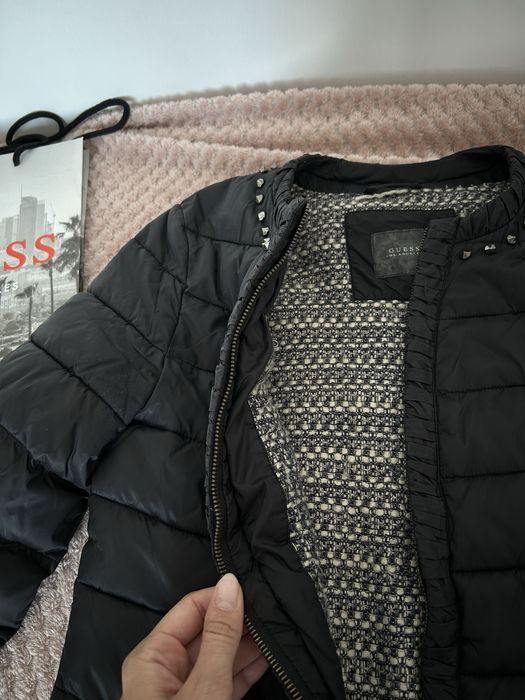 GUESS черно пролетно-есенно яке размер ХС