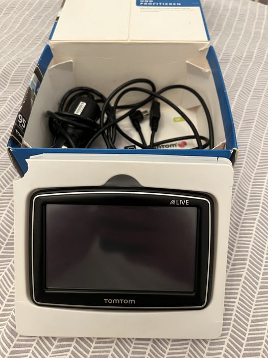 Навигация за Камион Tom Tom Xl Live