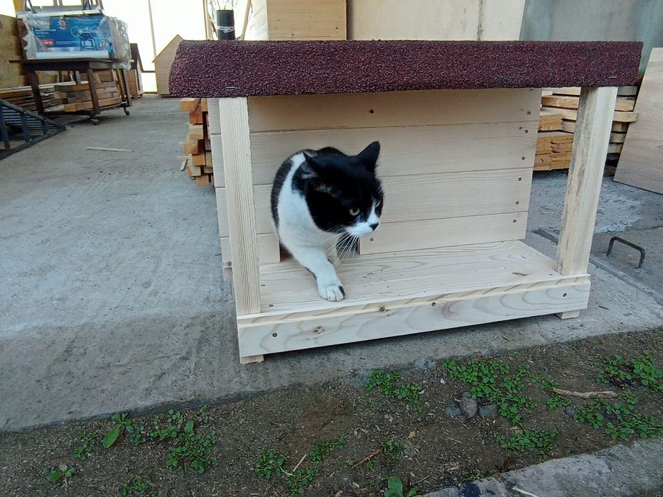 Голяма дървена къща за котки с веранда , къща колиба за коте куче