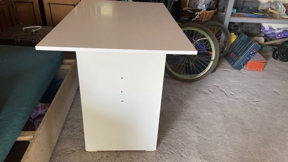 Кухонный стол бббб