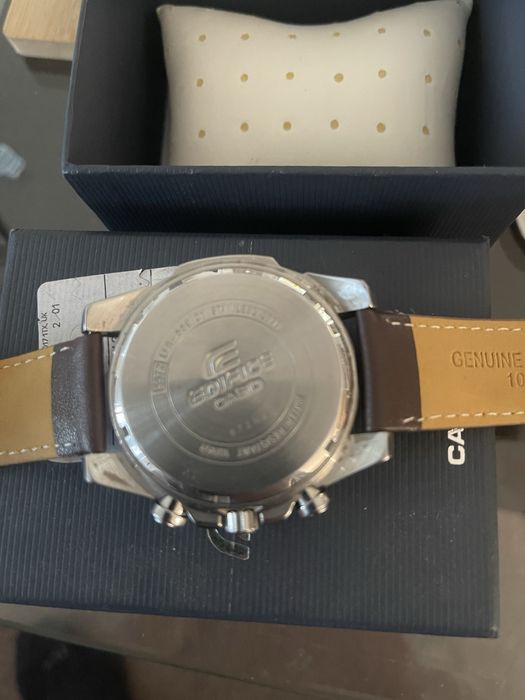 Vand / schimb ceas Casio Edifice