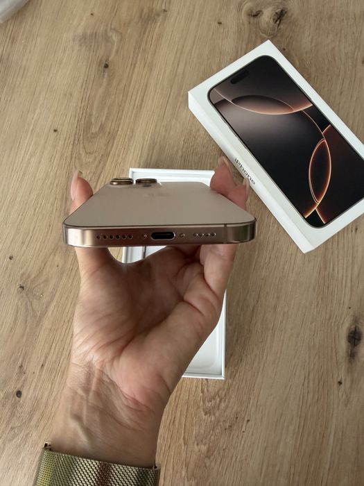 iPhone 16 Pro Maks