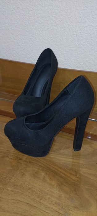 Туфли! Замшевые.