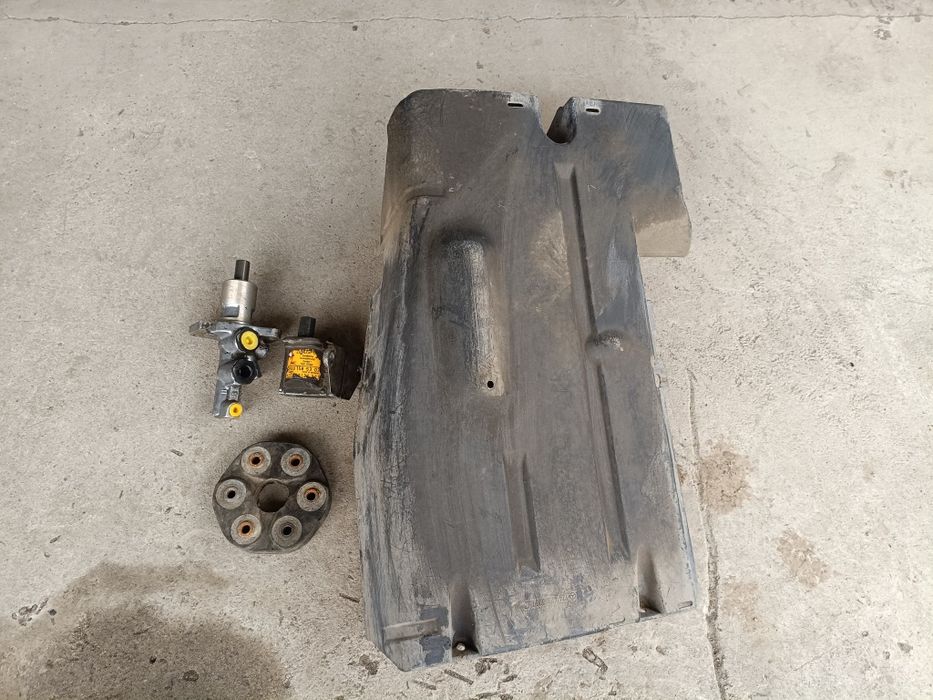 Запчасти на Мерседес 124