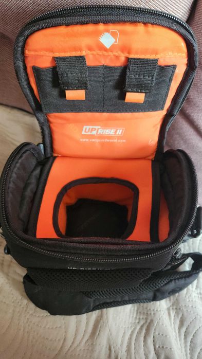 Vand geanta foto Vanguard UP-Rise 18 II, culoare negru, NOU.