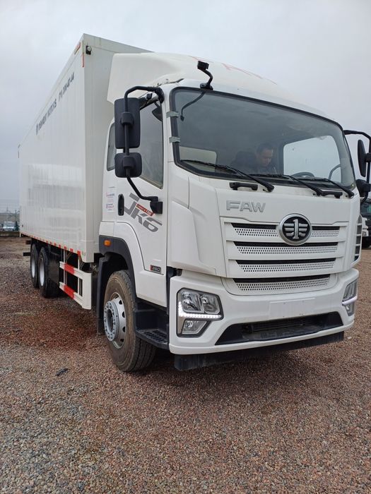 Faw 7.5 metr Furgon