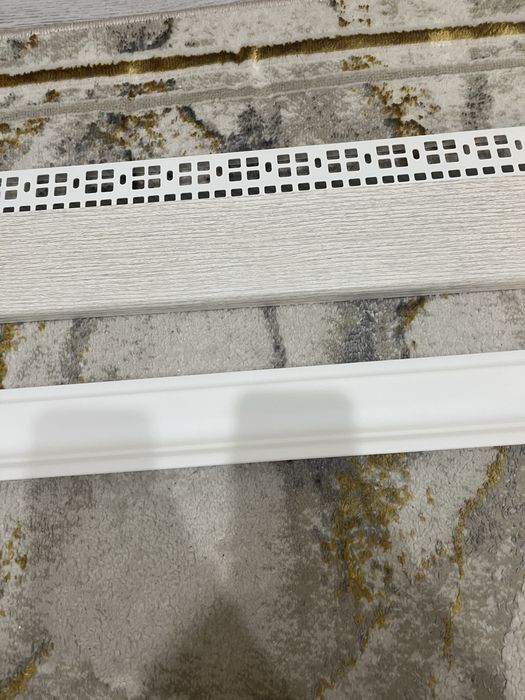 Продам плинтусы и галтели