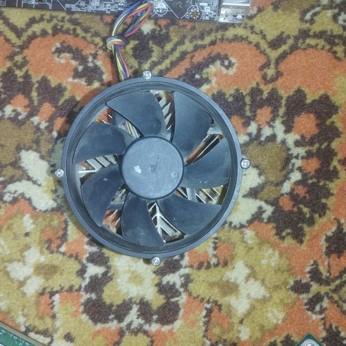 Запчасти от компьютера