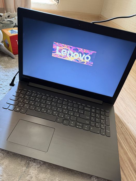 Продам б/у ноутбук Lenovo