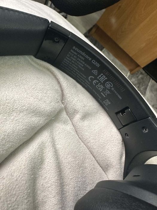 Casti Anker Soundcore Q20i