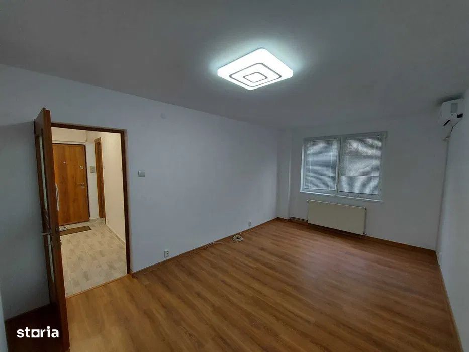 Garsoniera | Crangasi | 10' Metrou Crangasi | Centrala proprie