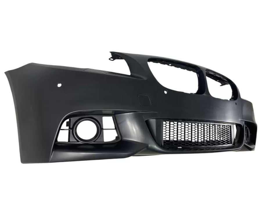 Предна M-Tech дизайн броня БМВ BMW 2014+ F10 / F11 с отвори парктроник