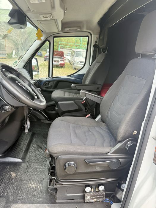 Iveco Daily 35S18 2018 3.0 180CP cat B autoplatforma RAR facut