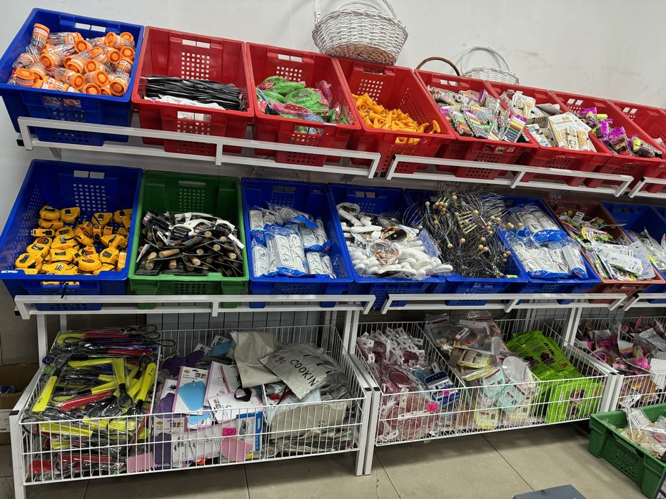 Полка для магазиин