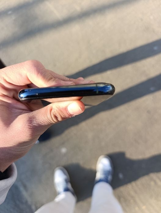 iPhone 11 pro holati yaxshi malumotlar teldaa