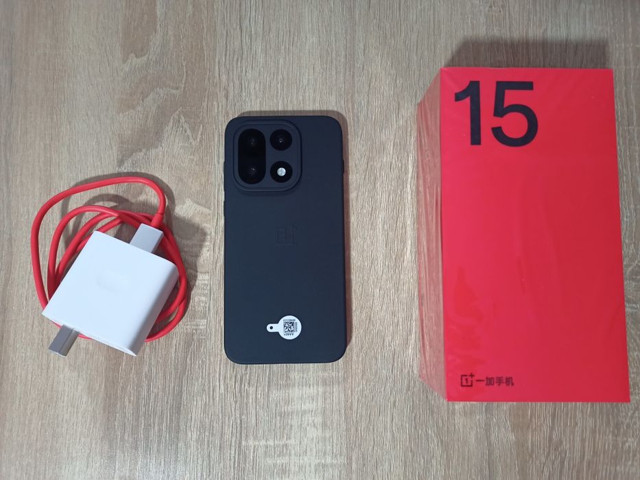 Oneplus 15 12/256