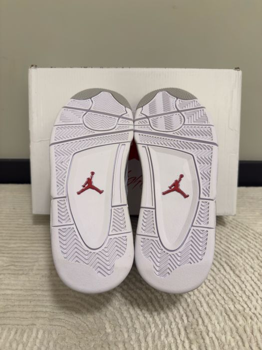 Air Jordan 4 Retro White Oreo