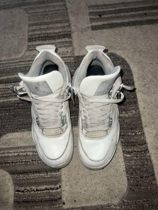 Jordan 4 marimea 43