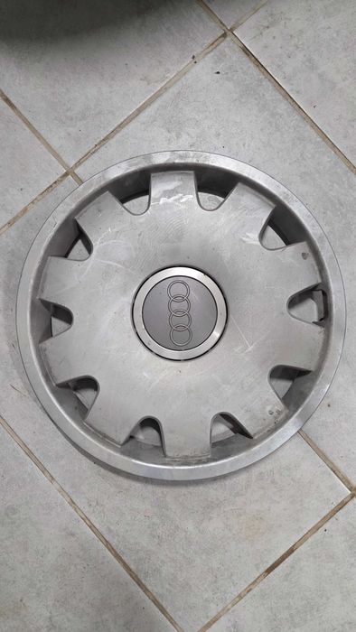 Оригинални тасове Audi 16 инча 4B0601147 C