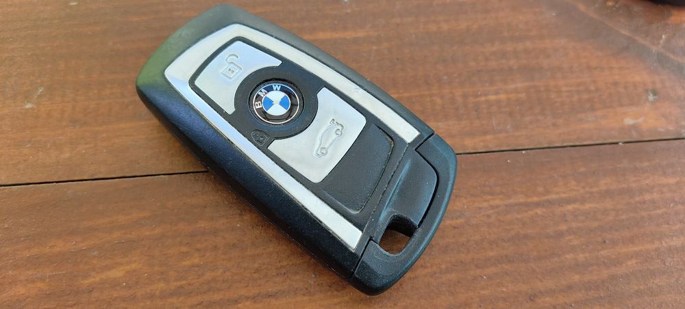 Оригинални ключове за BMW