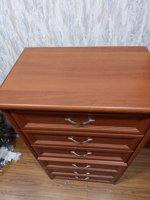 Комод 70см на 130см