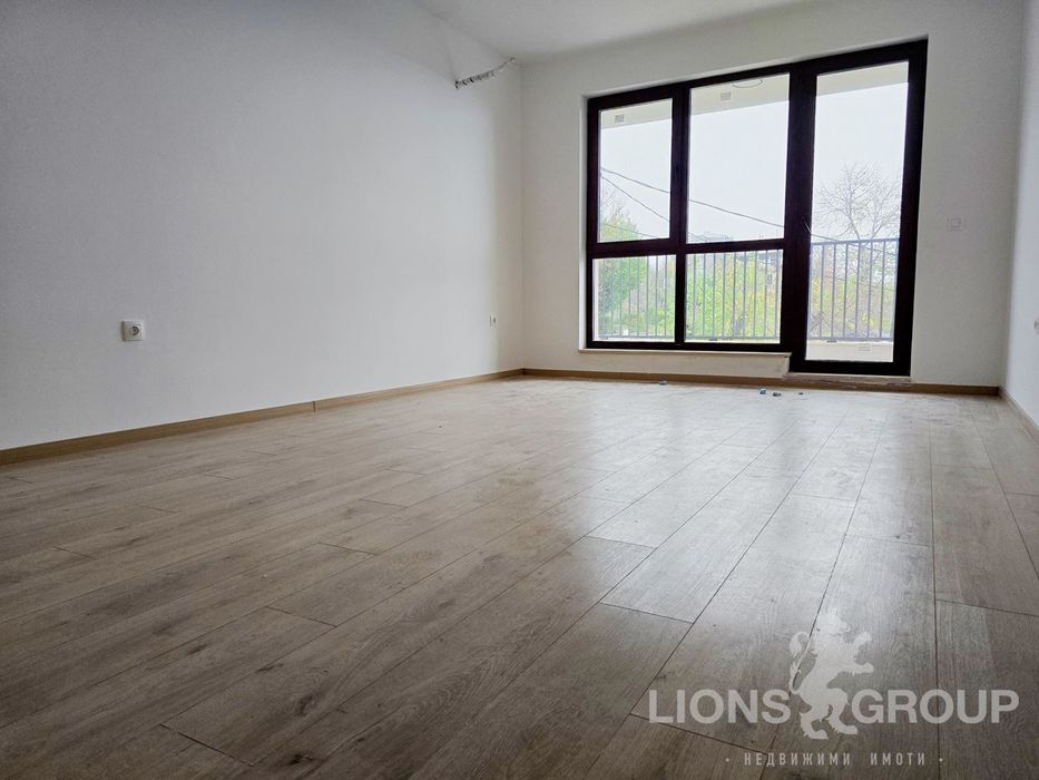 Продава се Тристаен апартамент в Варна, Бриз - 97 кв.м за 1315 €/кв.м - Снимка #1