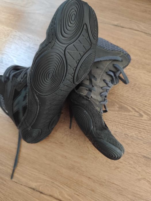 Обувки за борба - борцовки