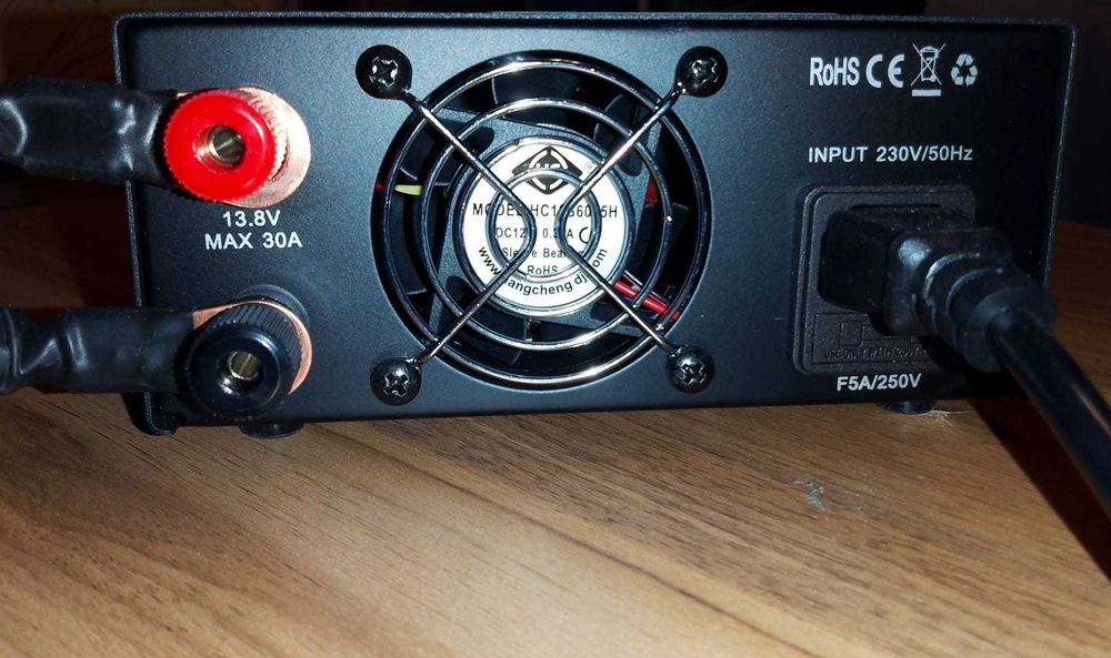 Redresor/Sursa la 13.8 V 30A esențială pentru tuning auto și flash ECU