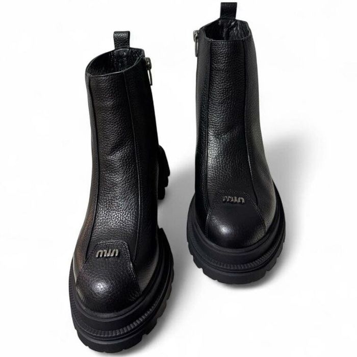 Дизайнерски дамски боти от естествена кожа