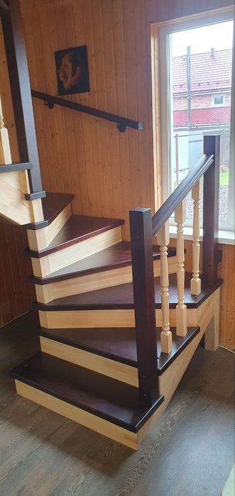 Лестница из дерева