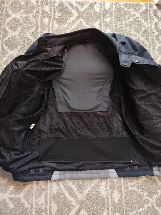 Мото екип Корона мото