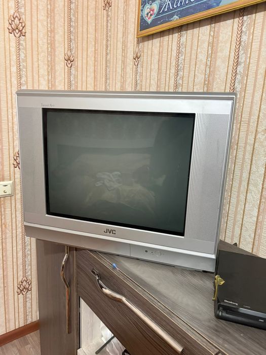 Телевизор jvc с пультом