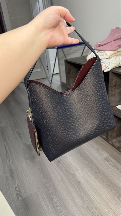 Оригинальная сумка Tommy Hilfiger (срочно)