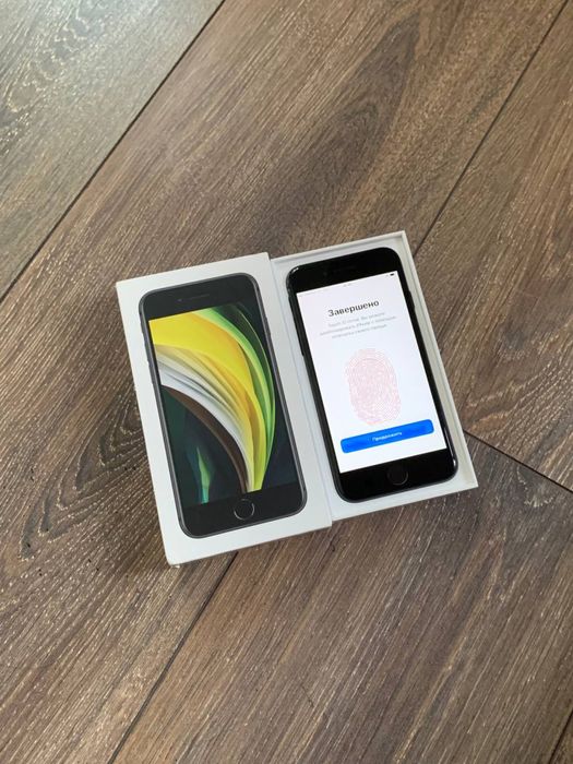 iPhone se 2020 black
