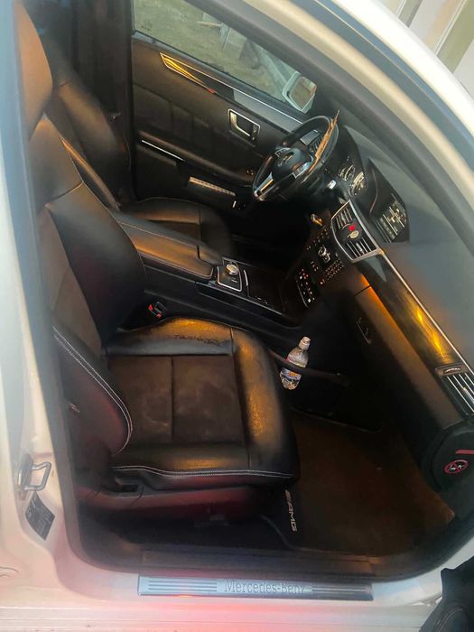Mercedes e class